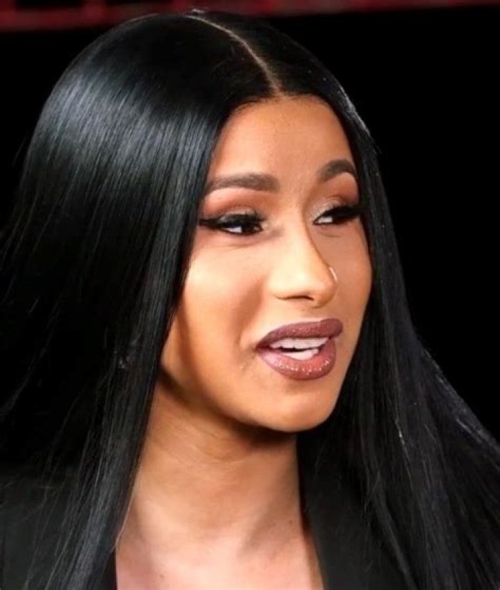 Cardi B Height And Weight