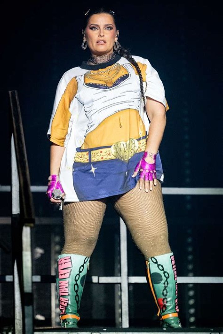 Is Nelly Furtado Fat? The Truth Behind The Rumors
