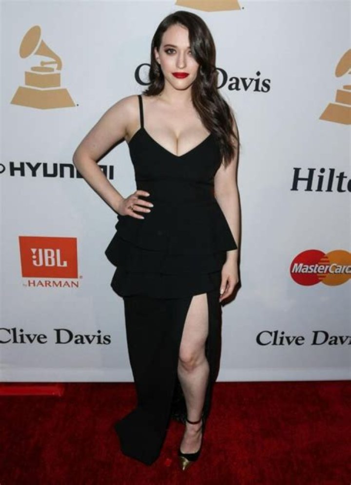 Kat Dennings Bra Size