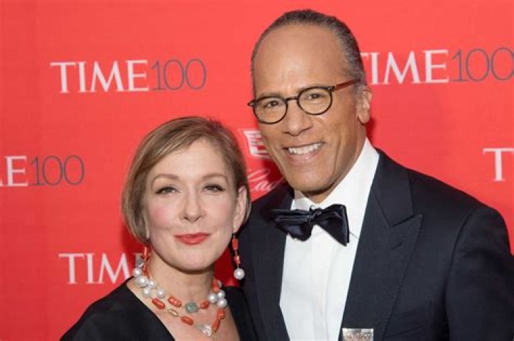 Lester Holt Wife
