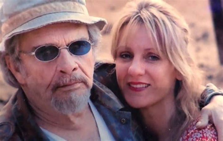Pictures Of Merle Haggard's Wives