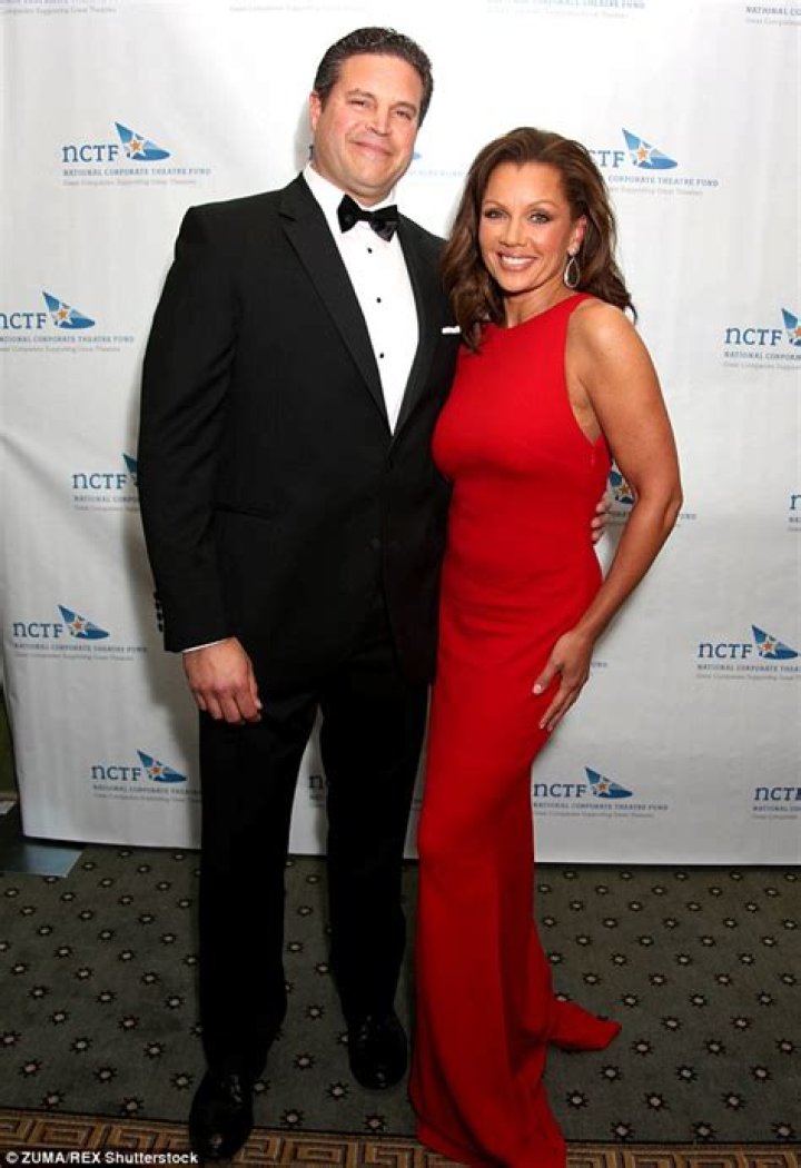 Vanessa Williams Husbands